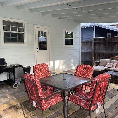 Updated Red Door Revival In Downtown Saint Augustine Luaran gambar