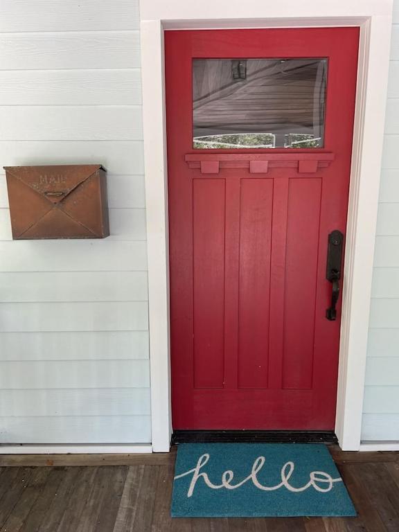Updated Red Door Revival In Downtown Saint Augustine Luaran gambar